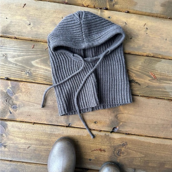 Wool Balaclava - Picture 3 of 5